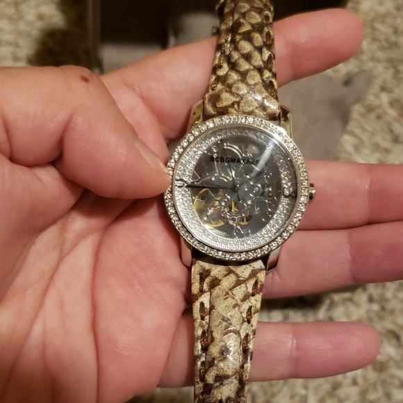 Watch - Picture 3 of 3